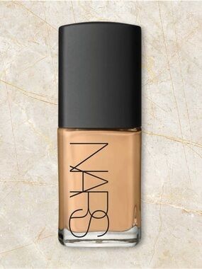 NARS Sheer Glow Foundation - Pampelune M3.75